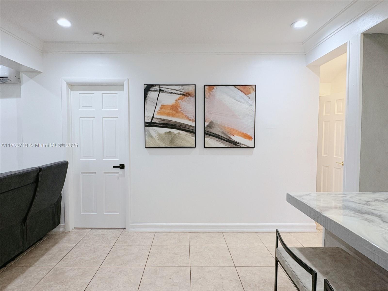 THOMAS ESTATES - Residential Lease