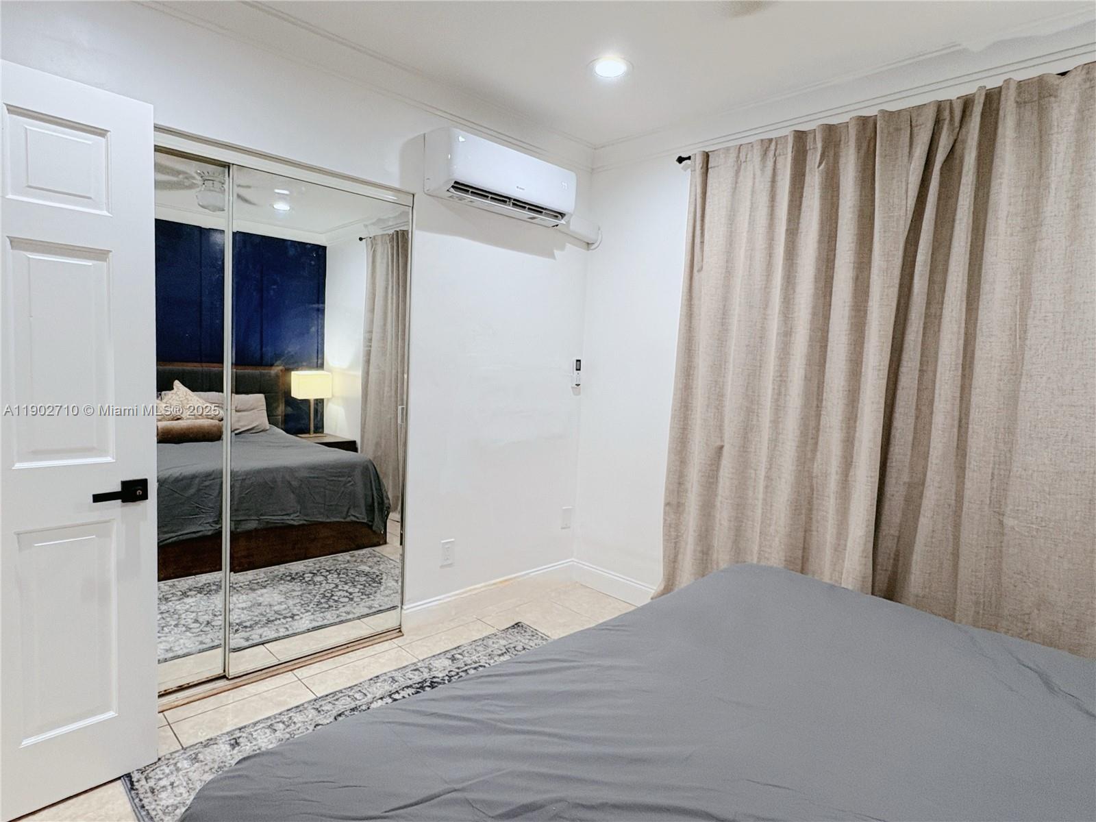 THOMAS ESTATES - Residential Lease