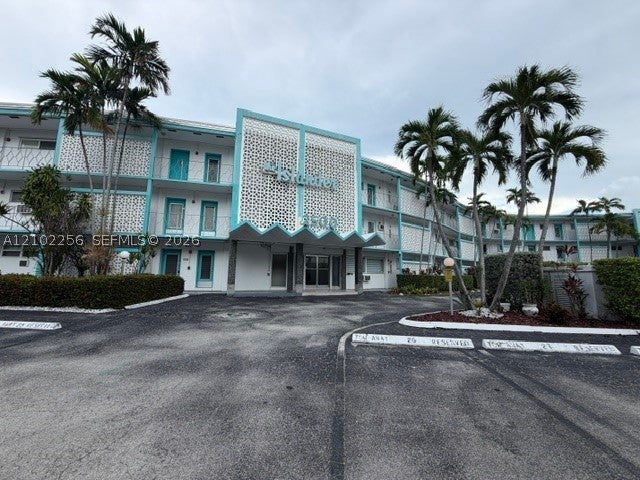 2500 Diana Dr