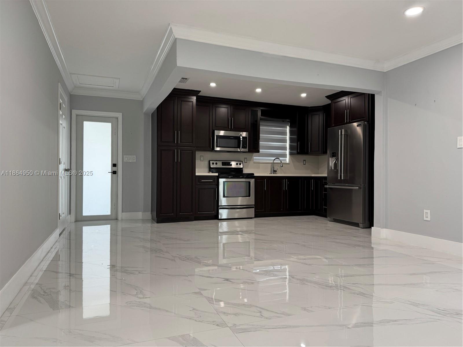 CORAL PARK ESTATES SEC 4 - Residential