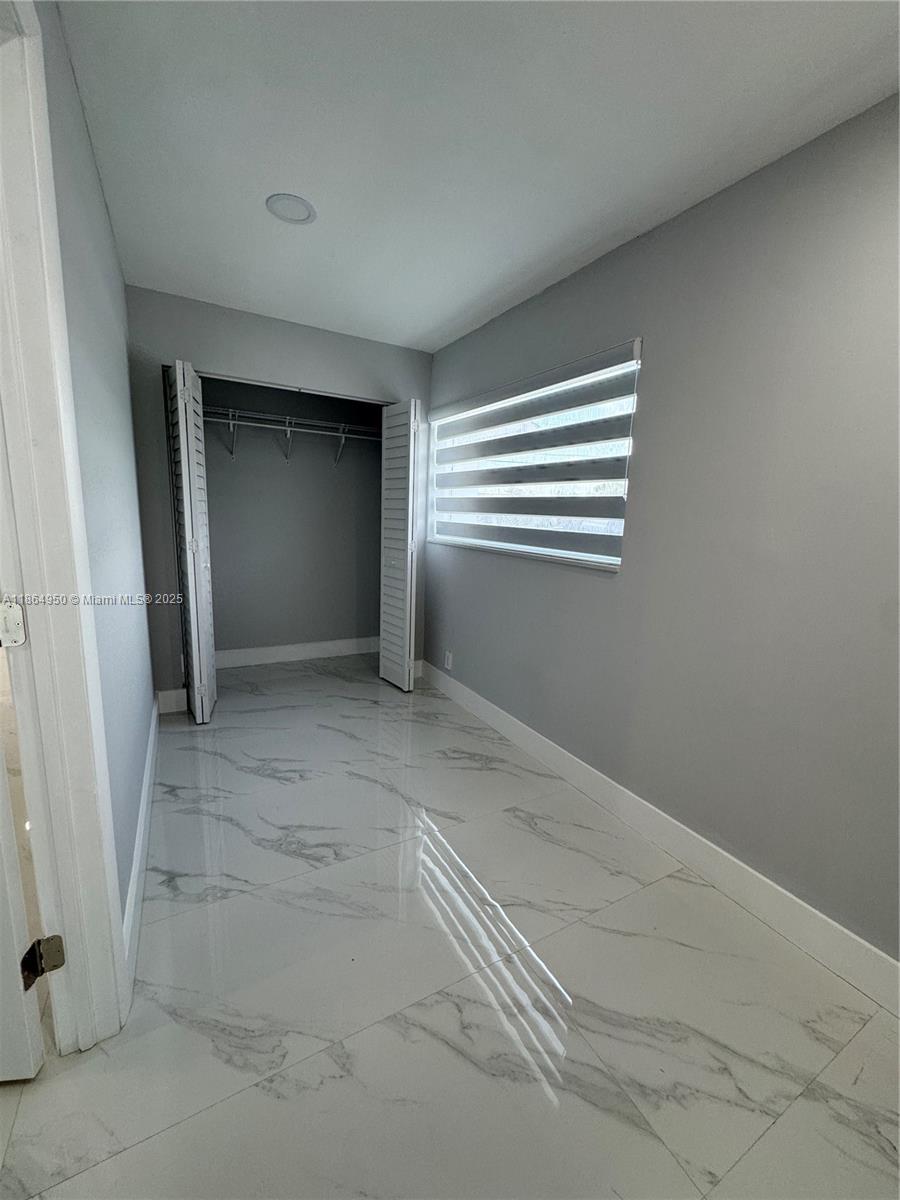 CORAL PARK ESTATES SEC 4 - Residential