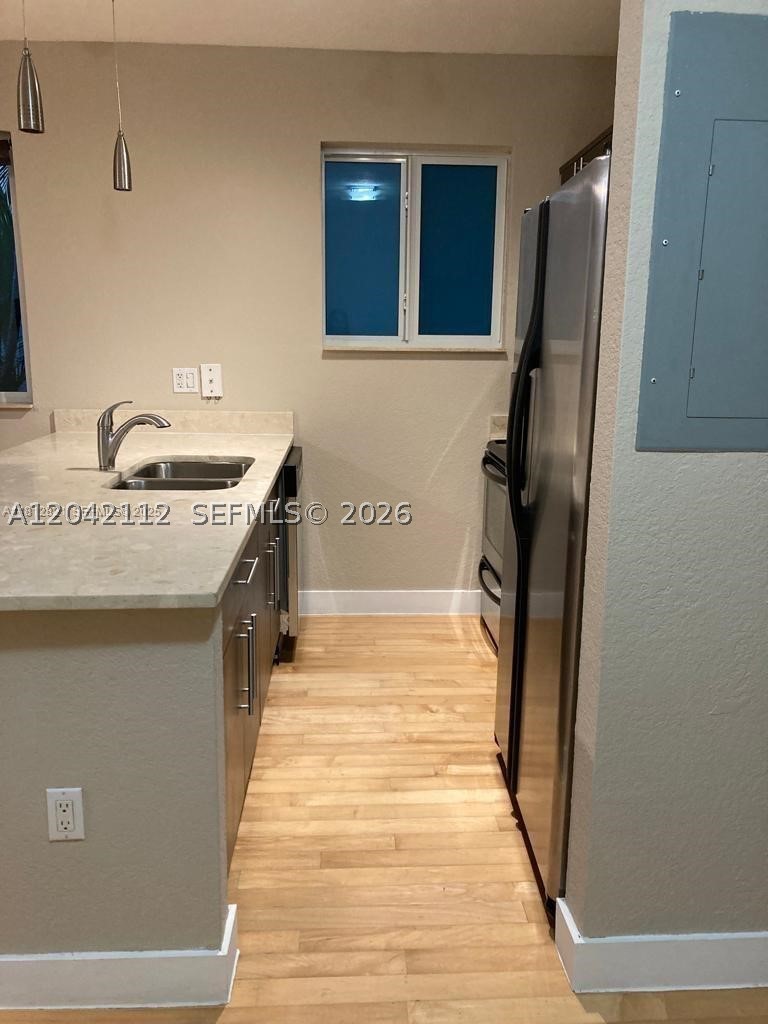 7171 Bay Dr 9