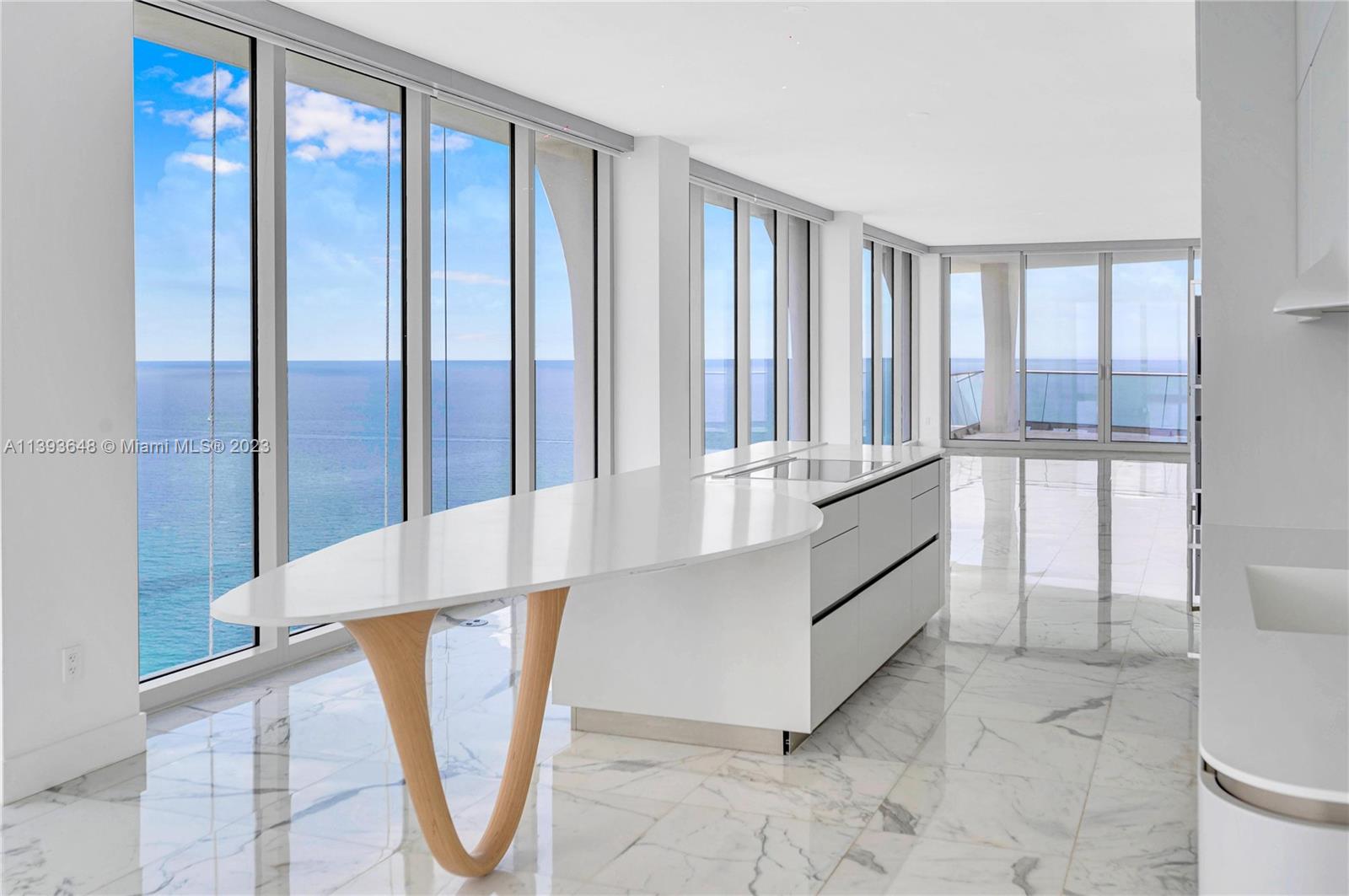 JADE SIGNATURE CONDO - Residential