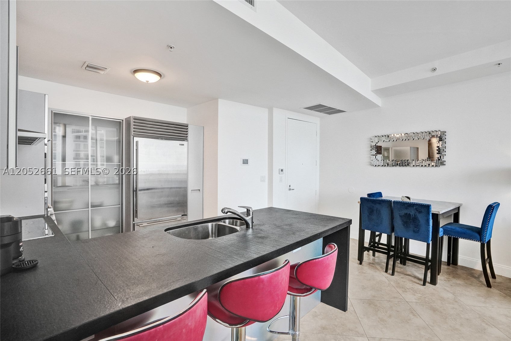 18201 Collins Ave 4705
