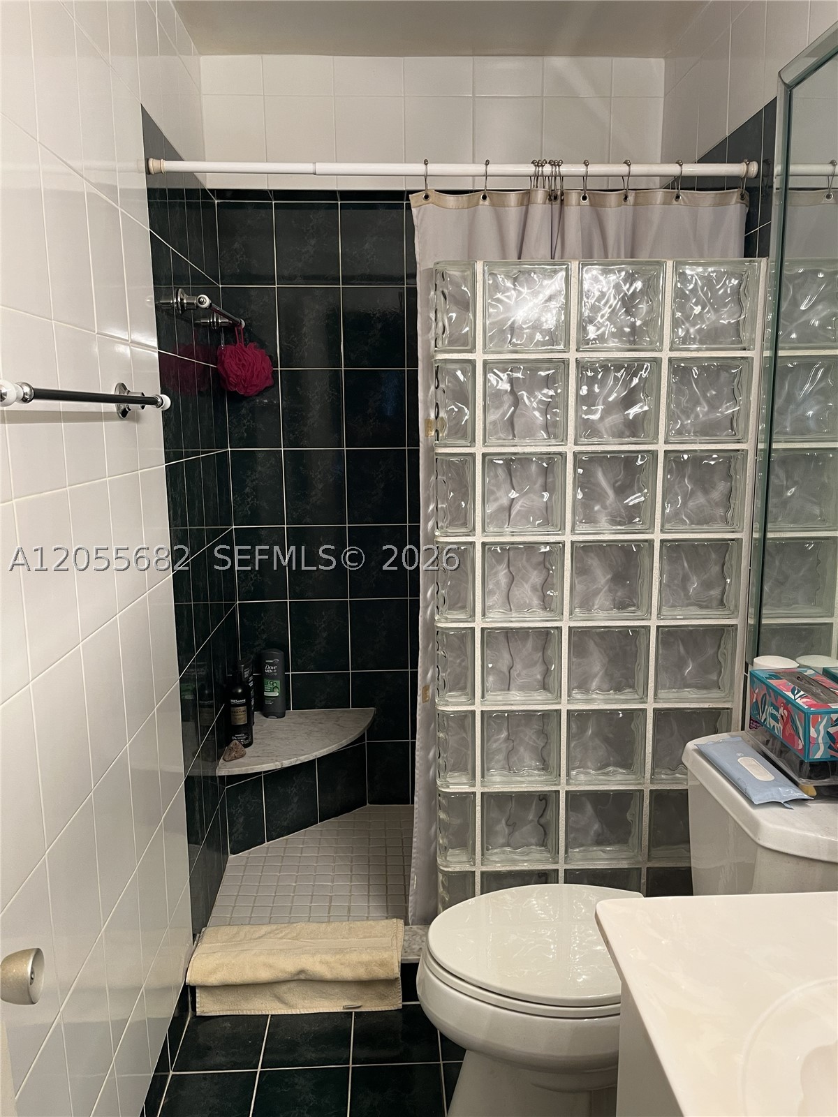 120 Golden Isles Dr 44B