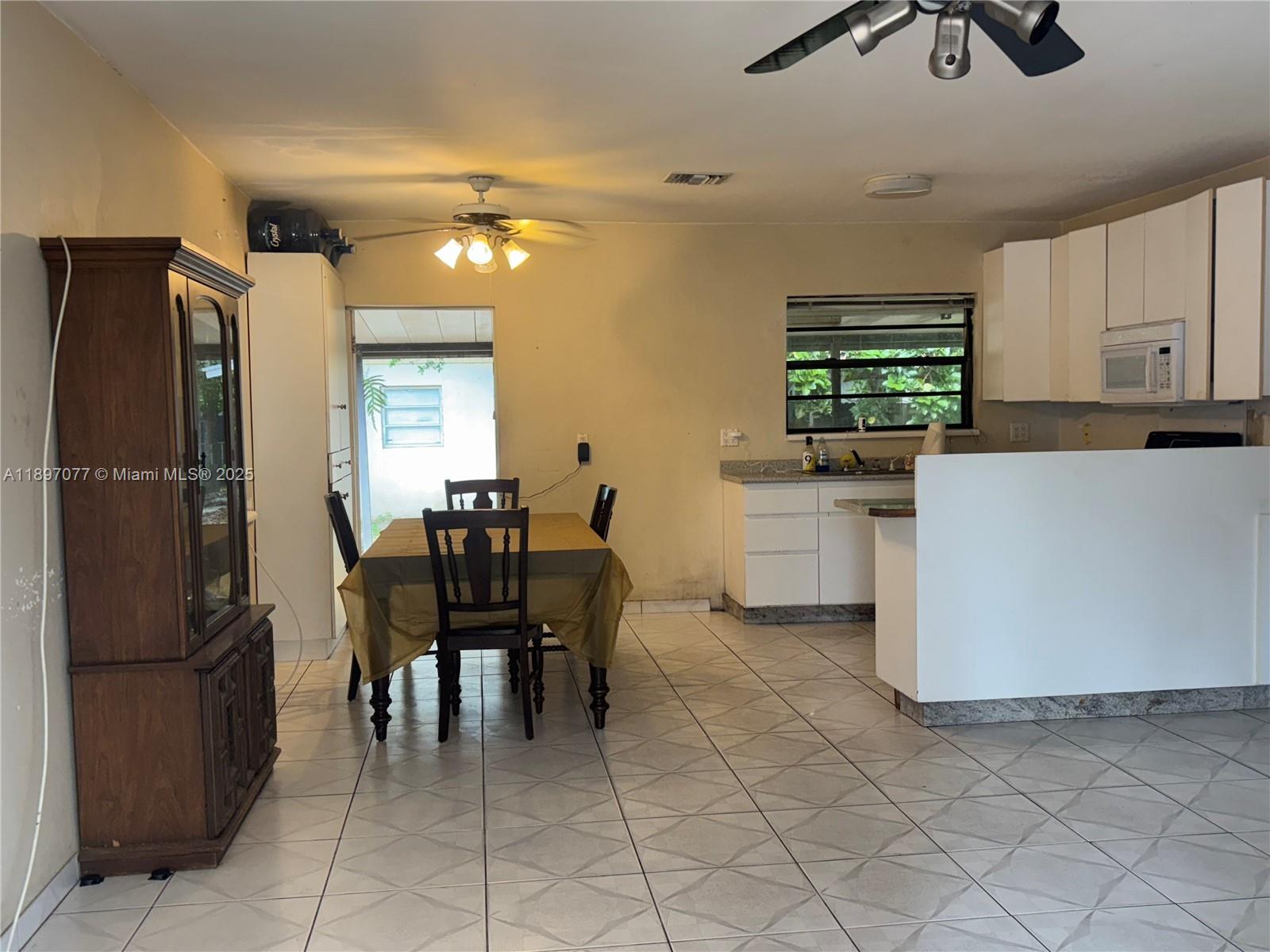 FAIRLAWN - Residential