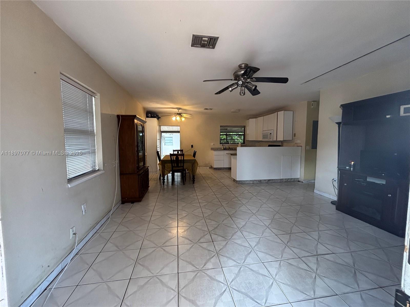 FAIRLAWN - Residential