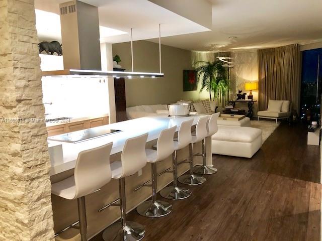 View photos, virtual tours, details... 17301 Biscayne Blvd 2306