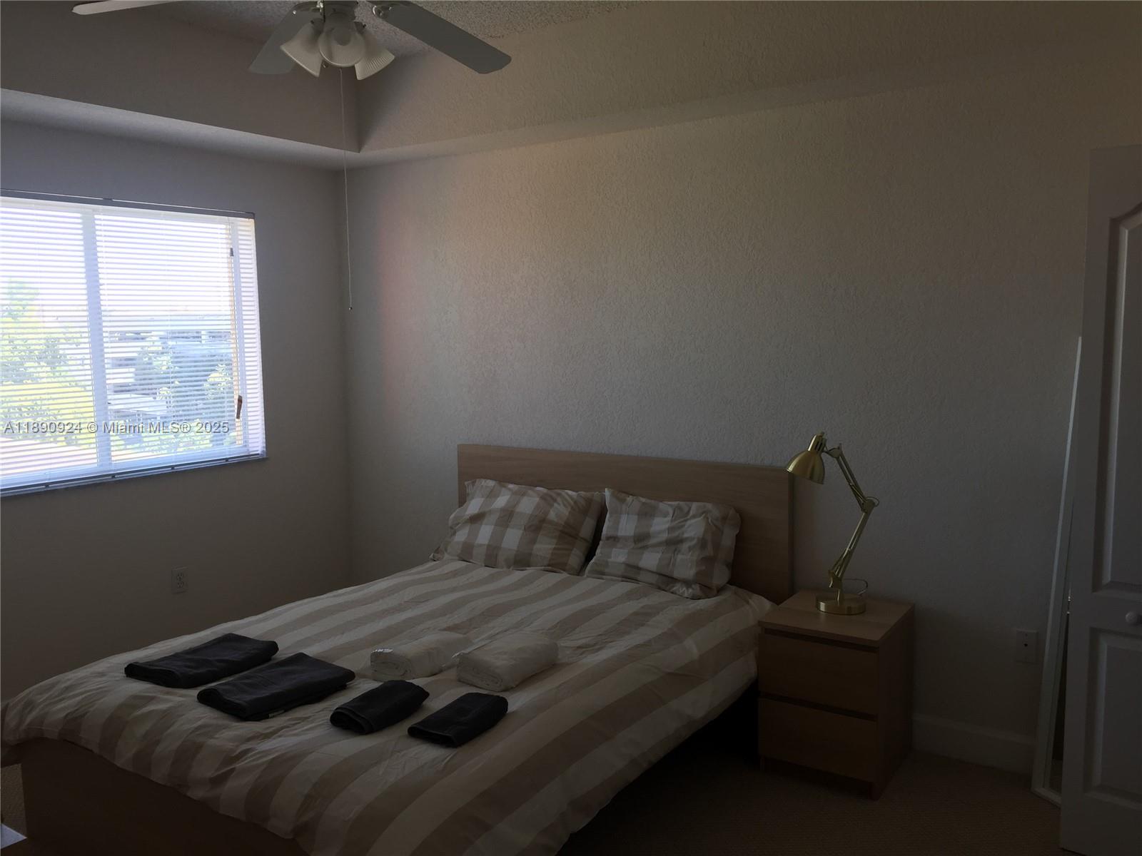 Valencia - Residential Lease