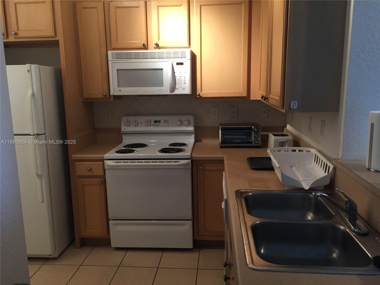 Valencia - Residential Lease