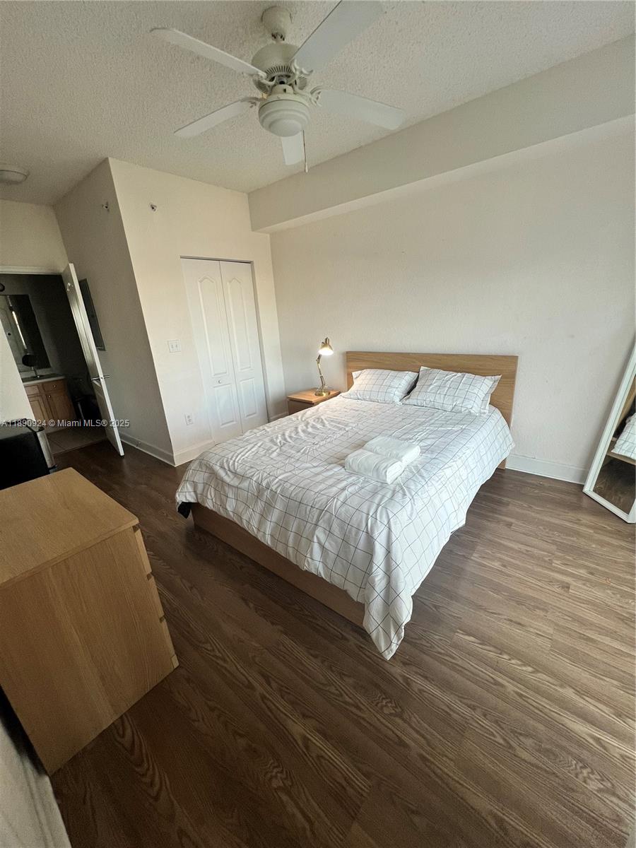Valencia - Residential Lease