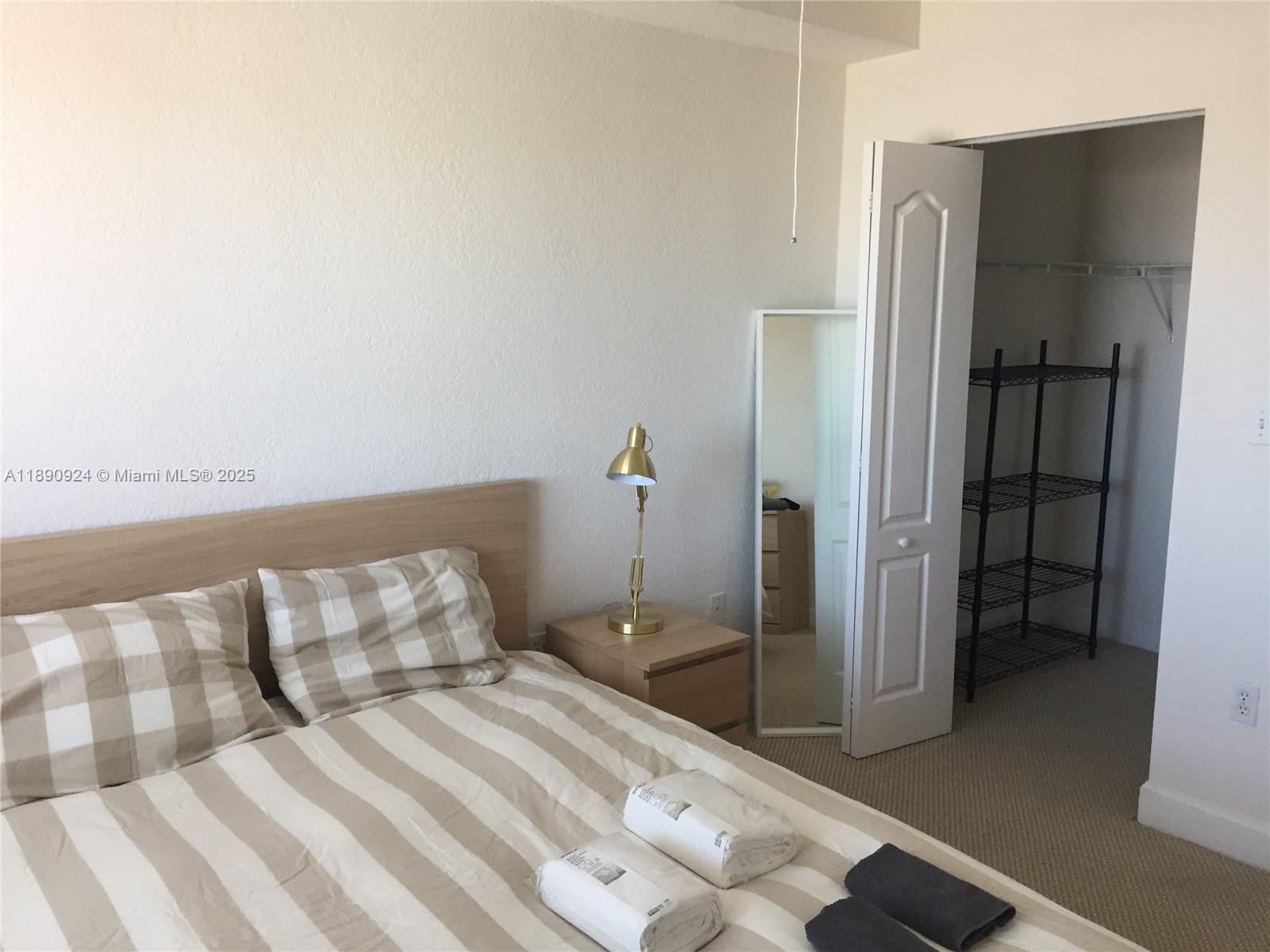 Valencia - Residential Lease