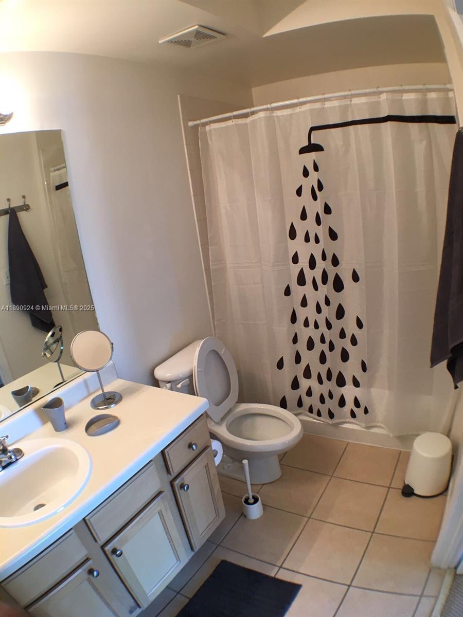 Valencia - Residential Lease