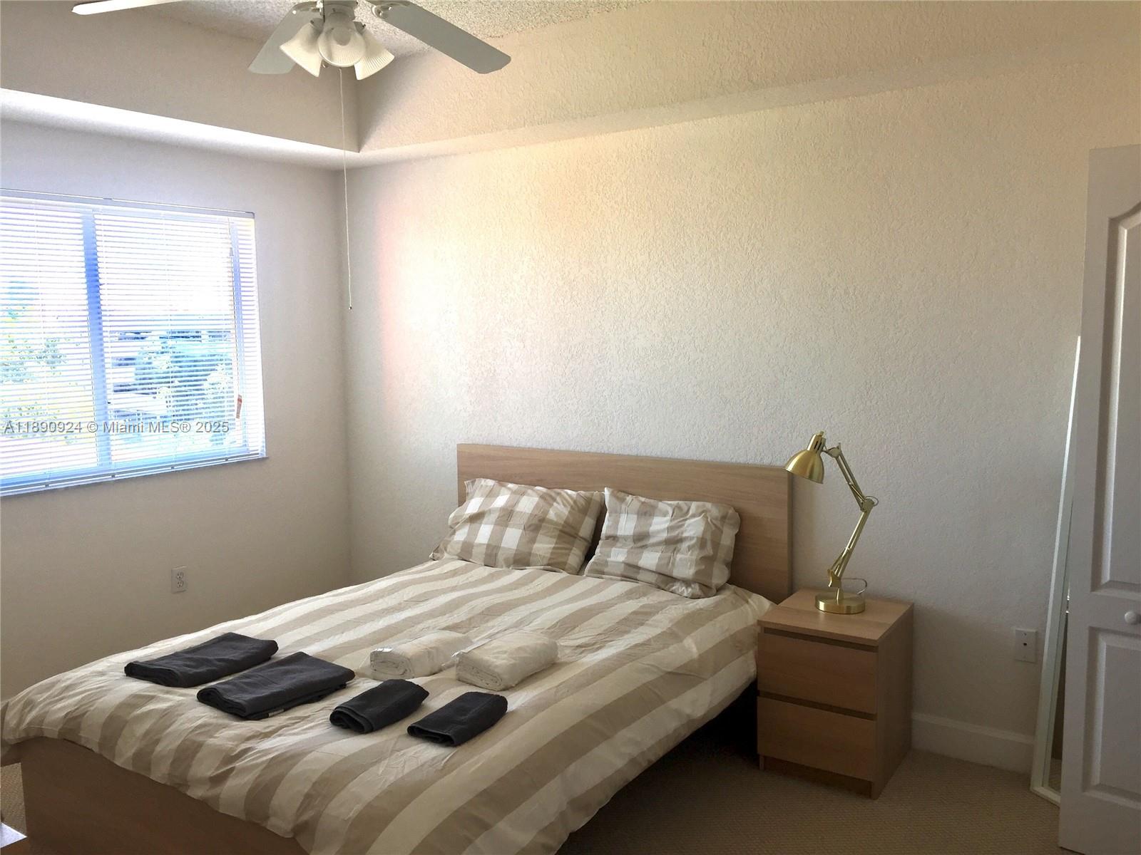 Valencia - Residential Lease