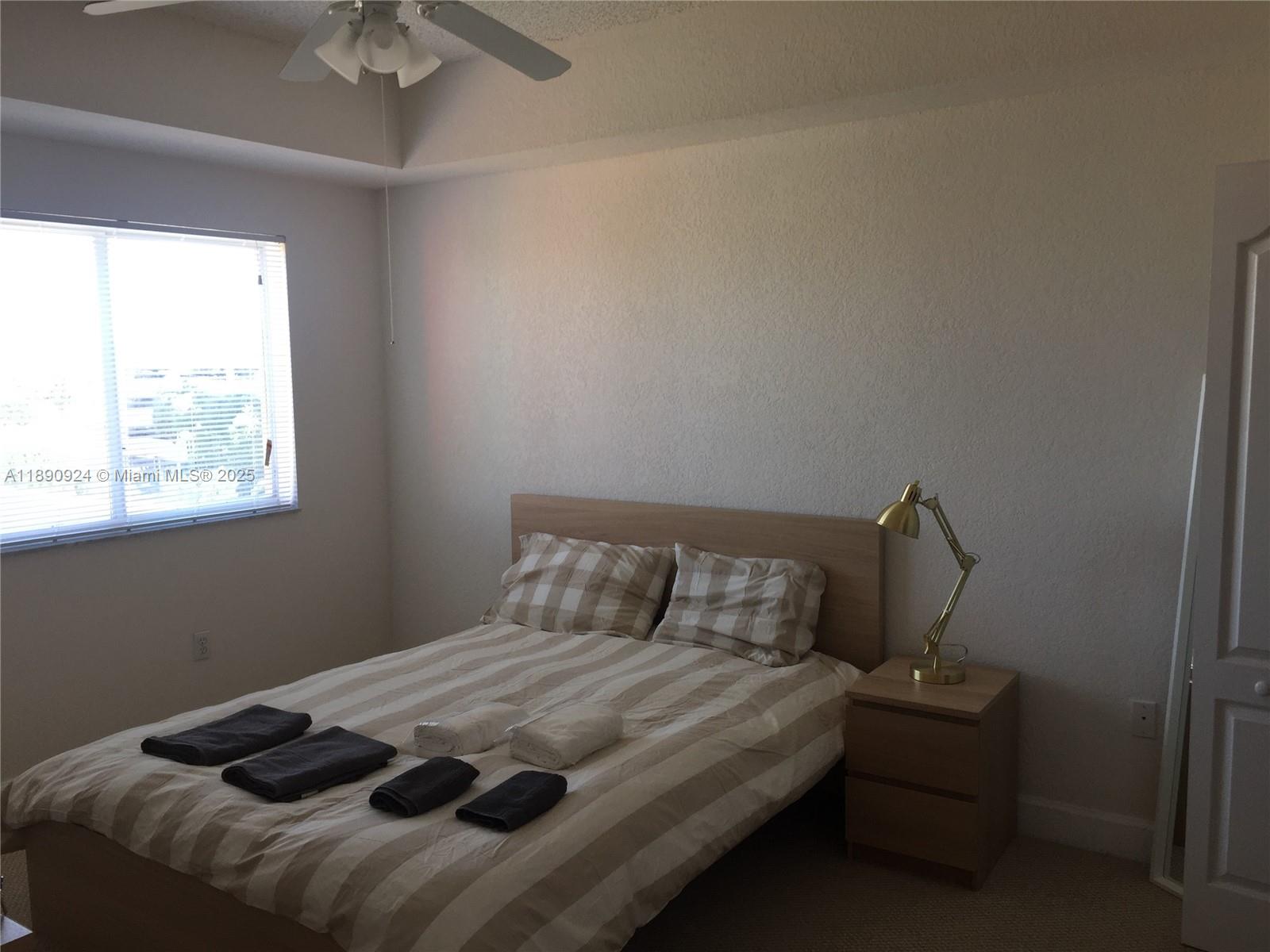 Valencia - Residential Lease