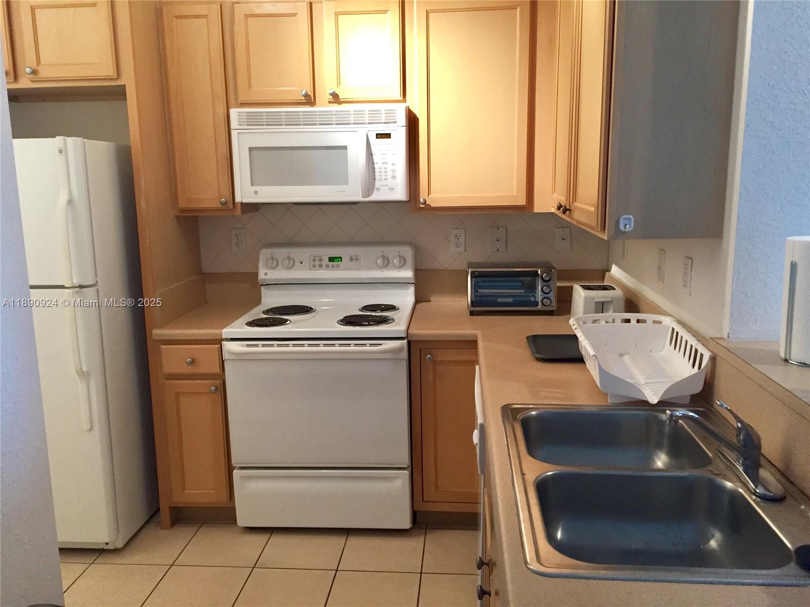 Valencia - Residential Lease