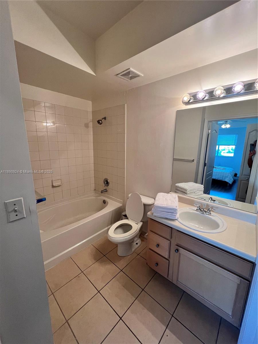 Valencia - Residential Lease