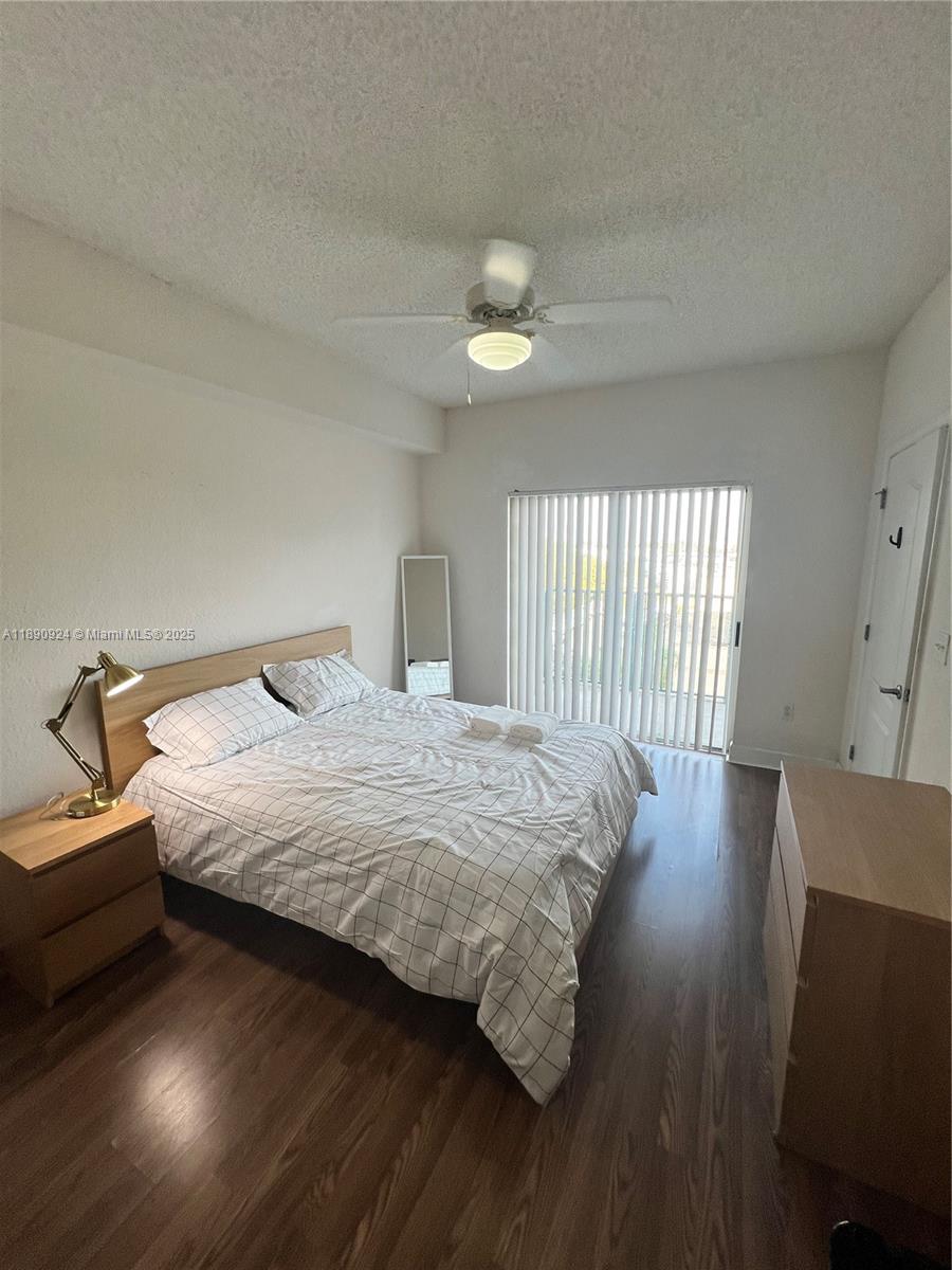 Valencia - Residential Lease