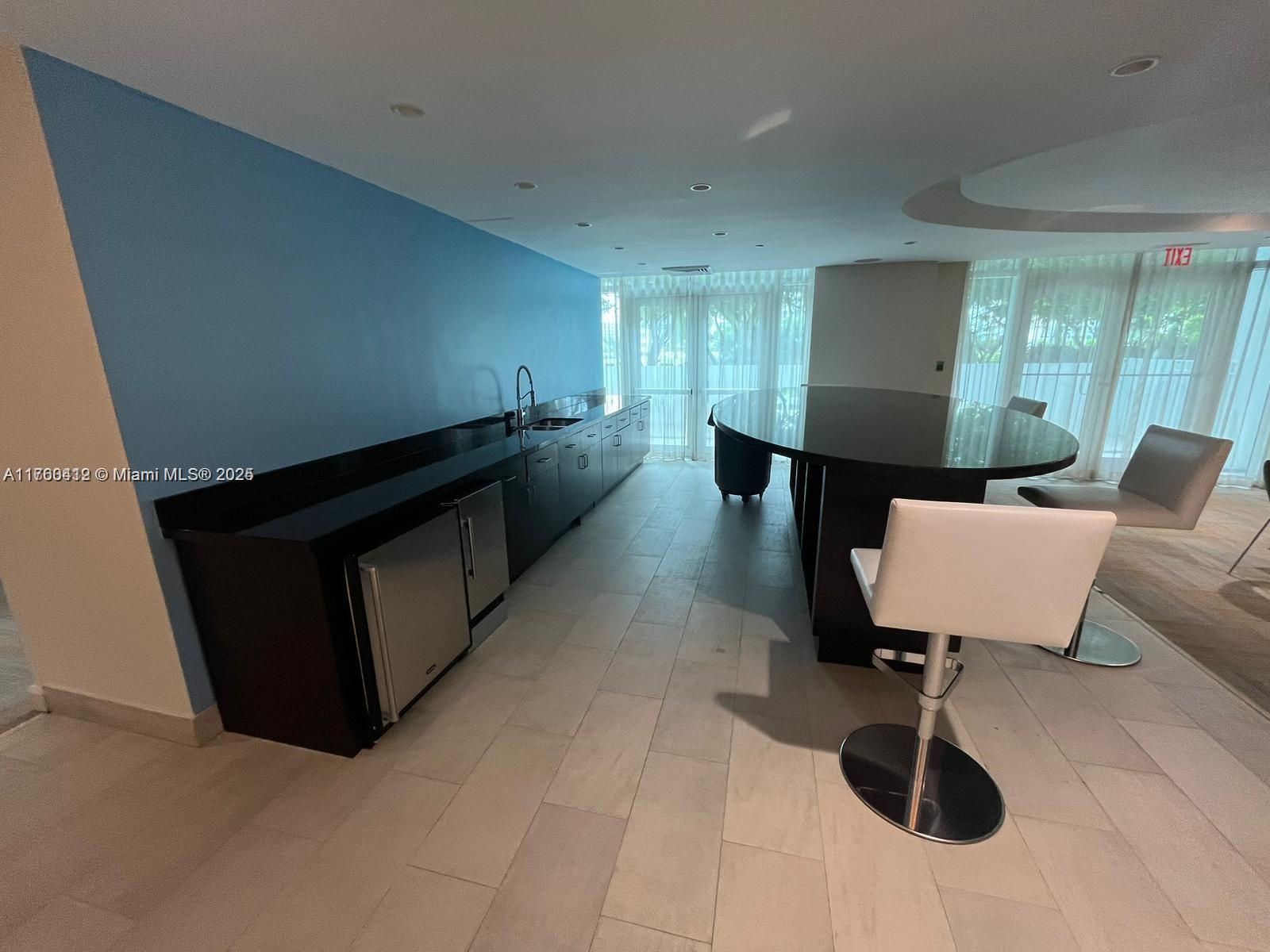 THE PLAZA 901 BRICKELL CO - Residential