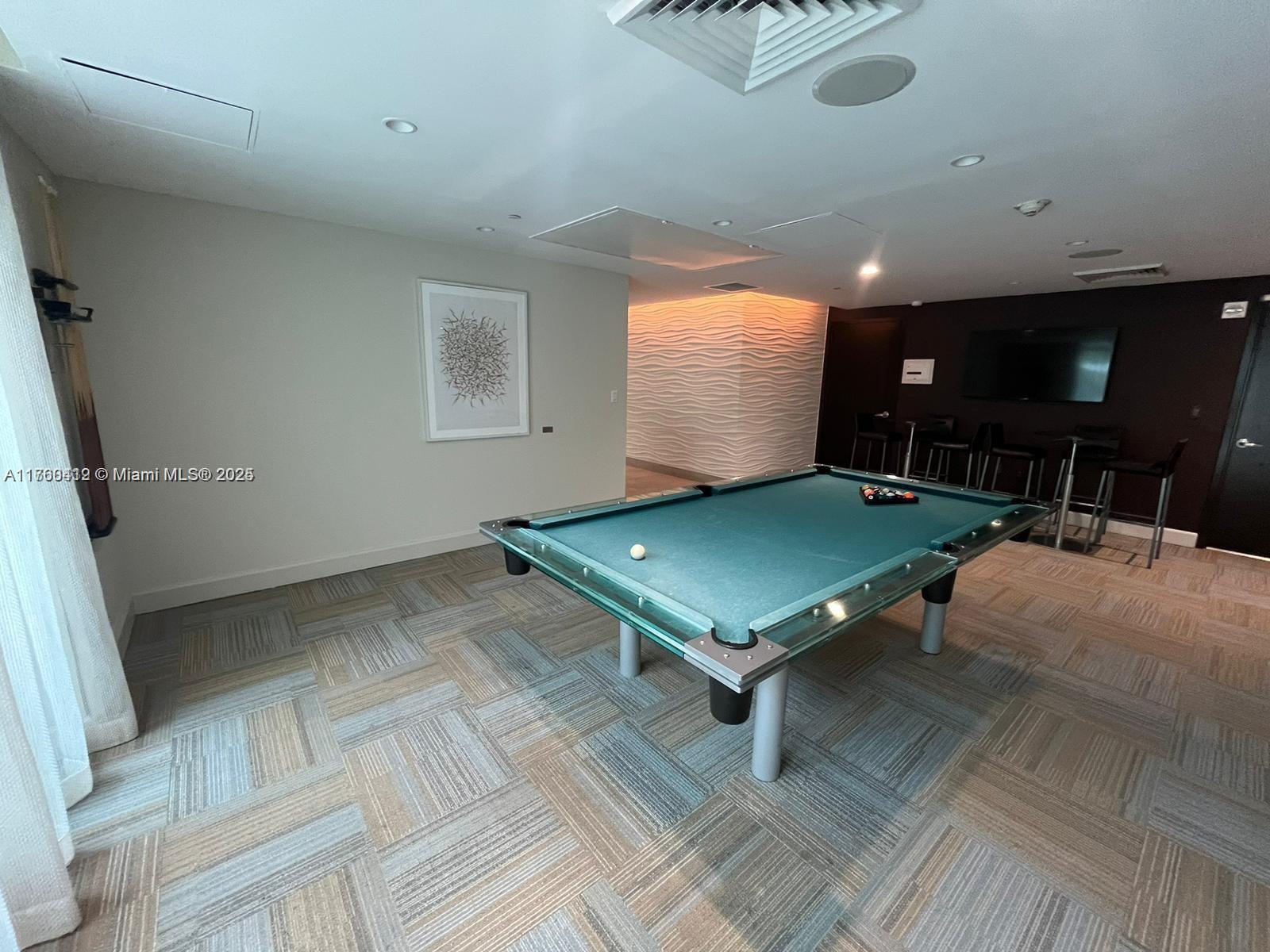 THE PLAZA 901 BRICKELL CO - Residential