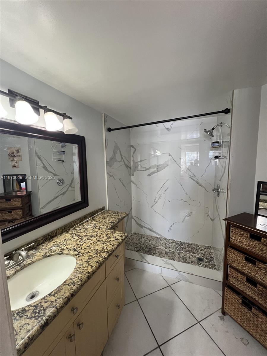 WEST FONTAINE CONDO - Residential Lease