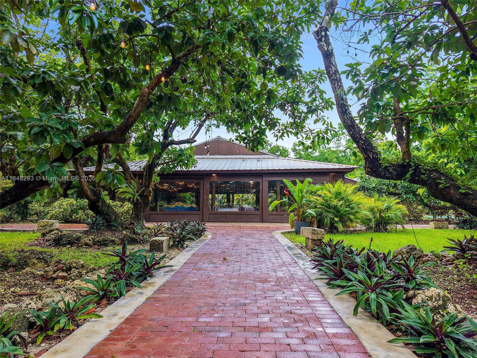 REDLAND CITRUS ORCHARDS S - Residential