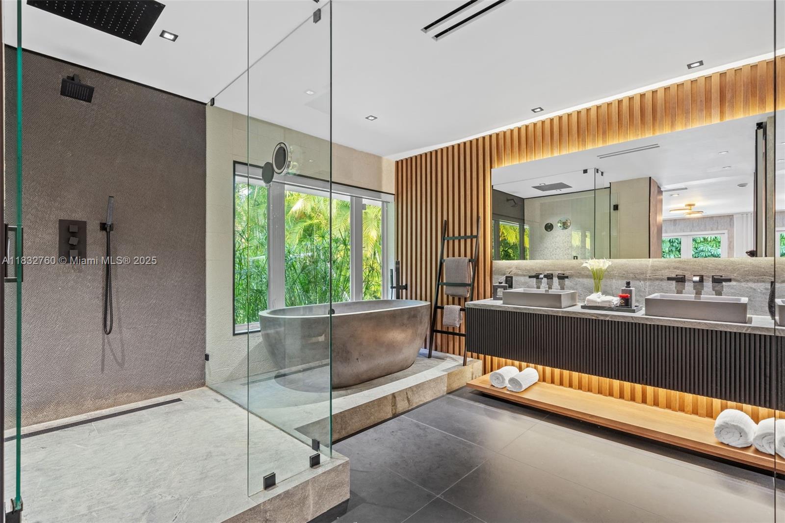 BAY POINT - Residential