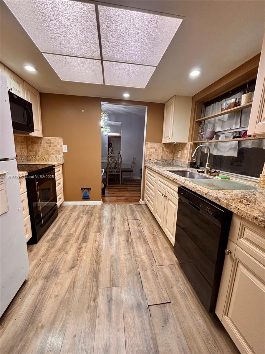 PARADISE GARDENS SEC 4 - Residential