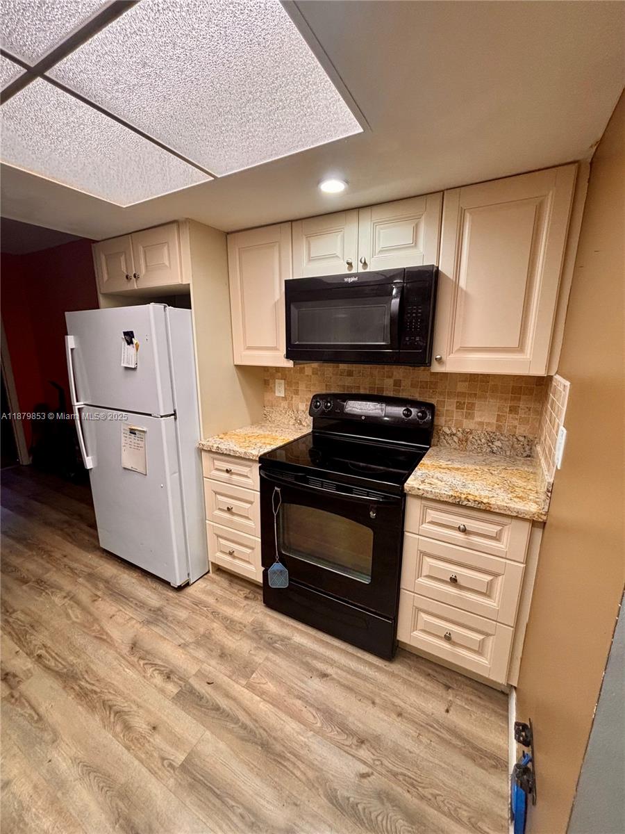 PARADISE GARDENS SEC 4 - Residential