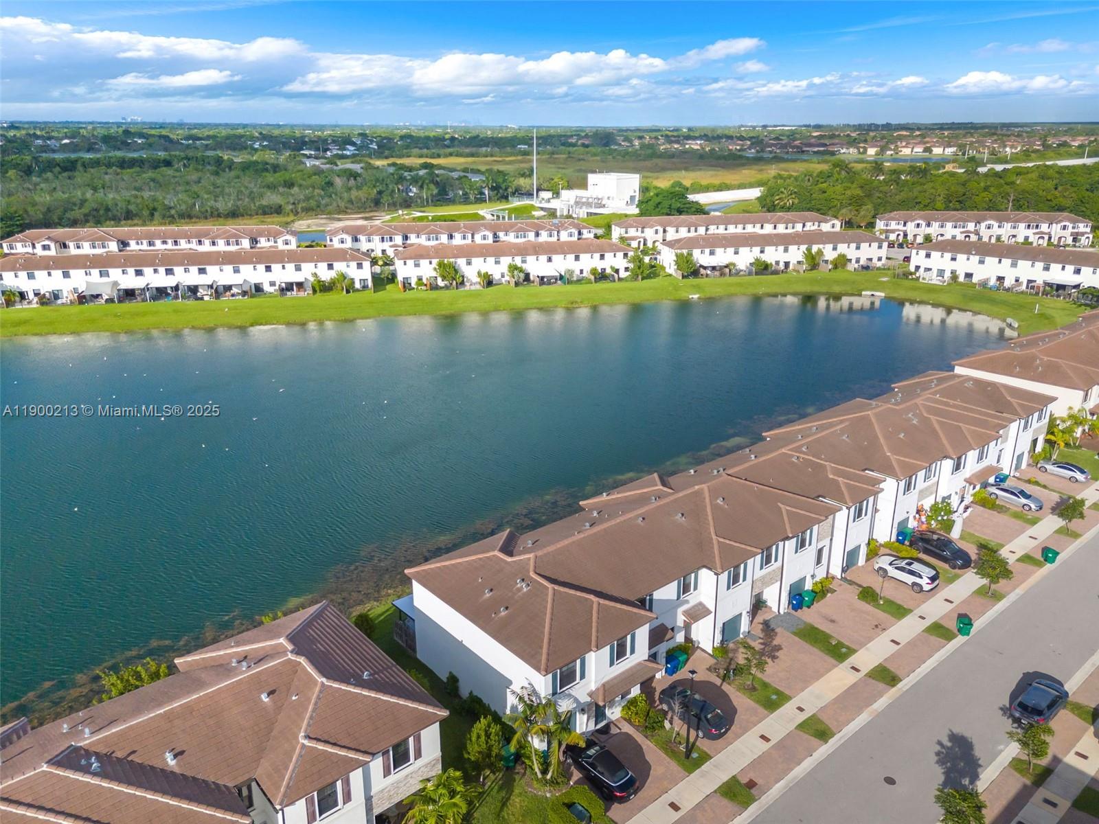 ENCLAVE SOUTH PHASE 2 - Residential