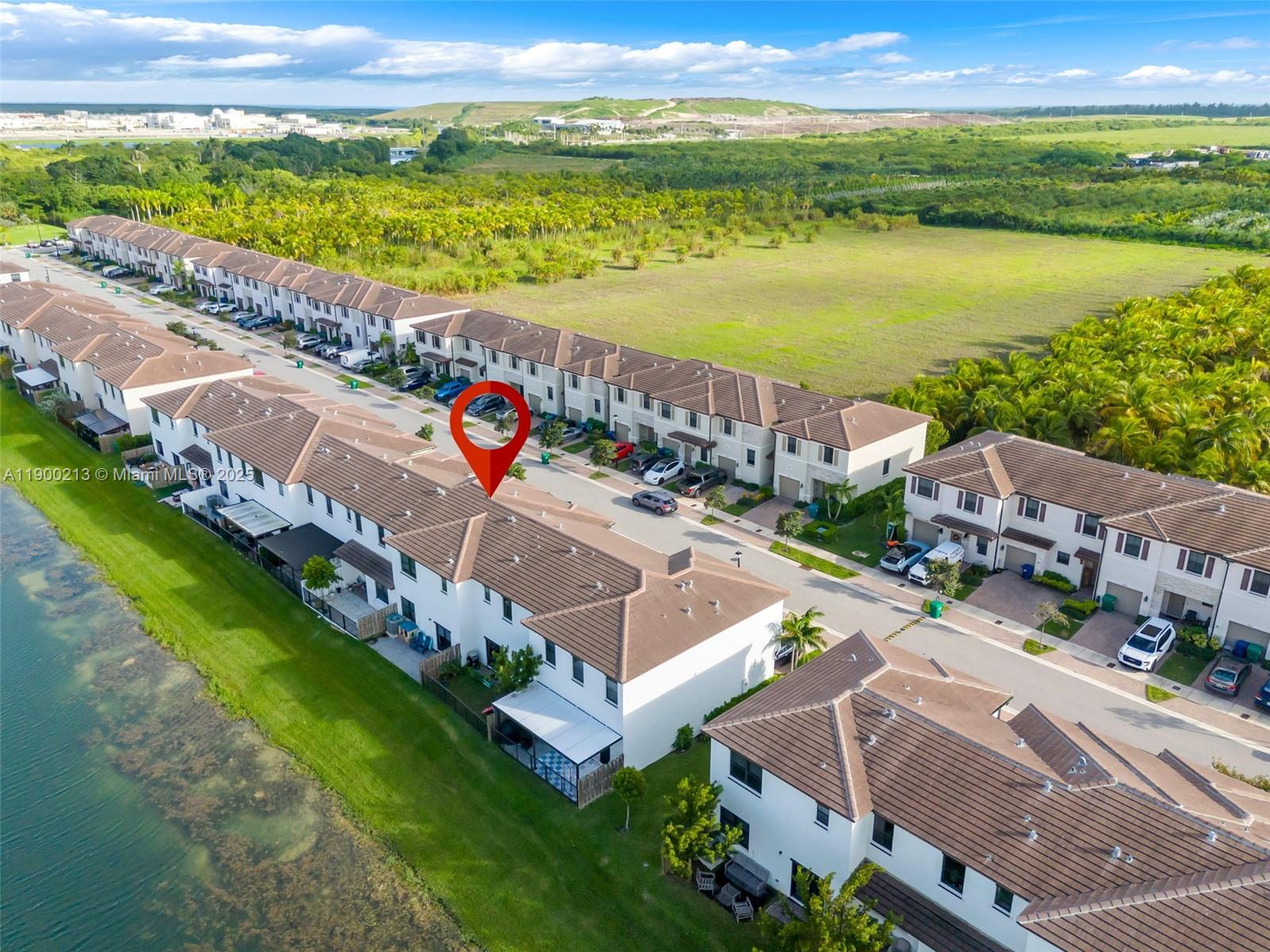 ENCLAVE SOUTH PHASE 2 - Residential
