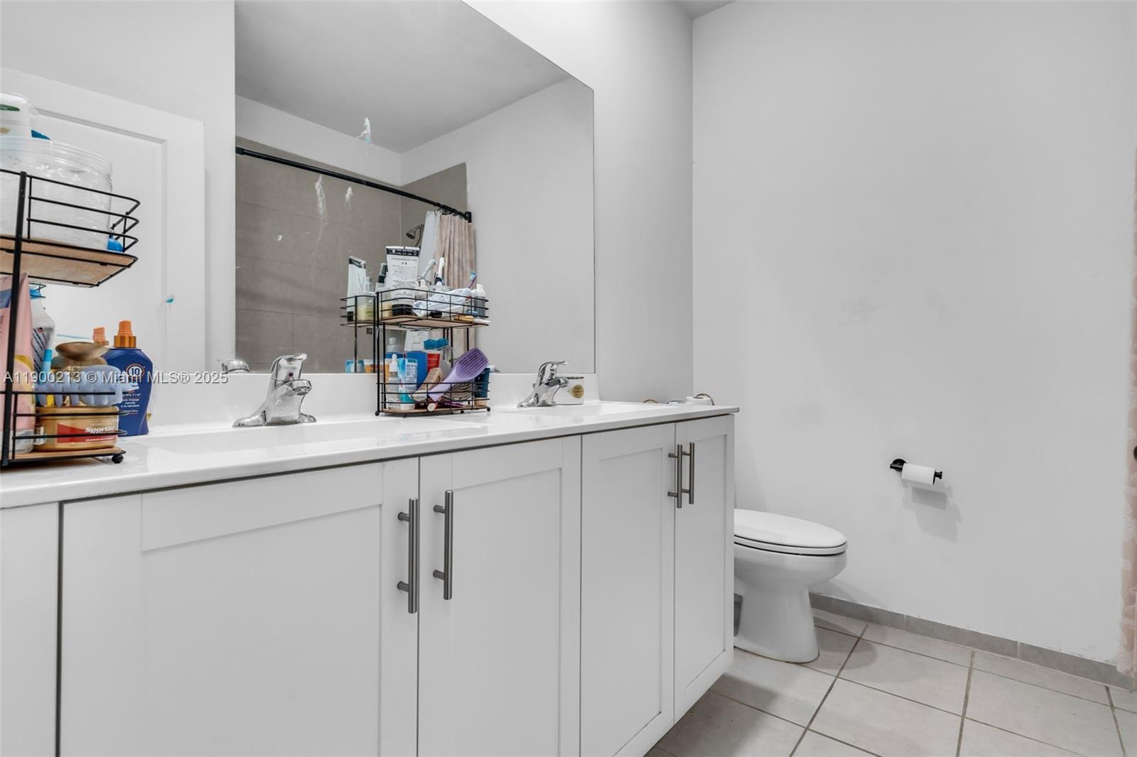 ENCLAVE SOUTH PHASE 2 - Residential
