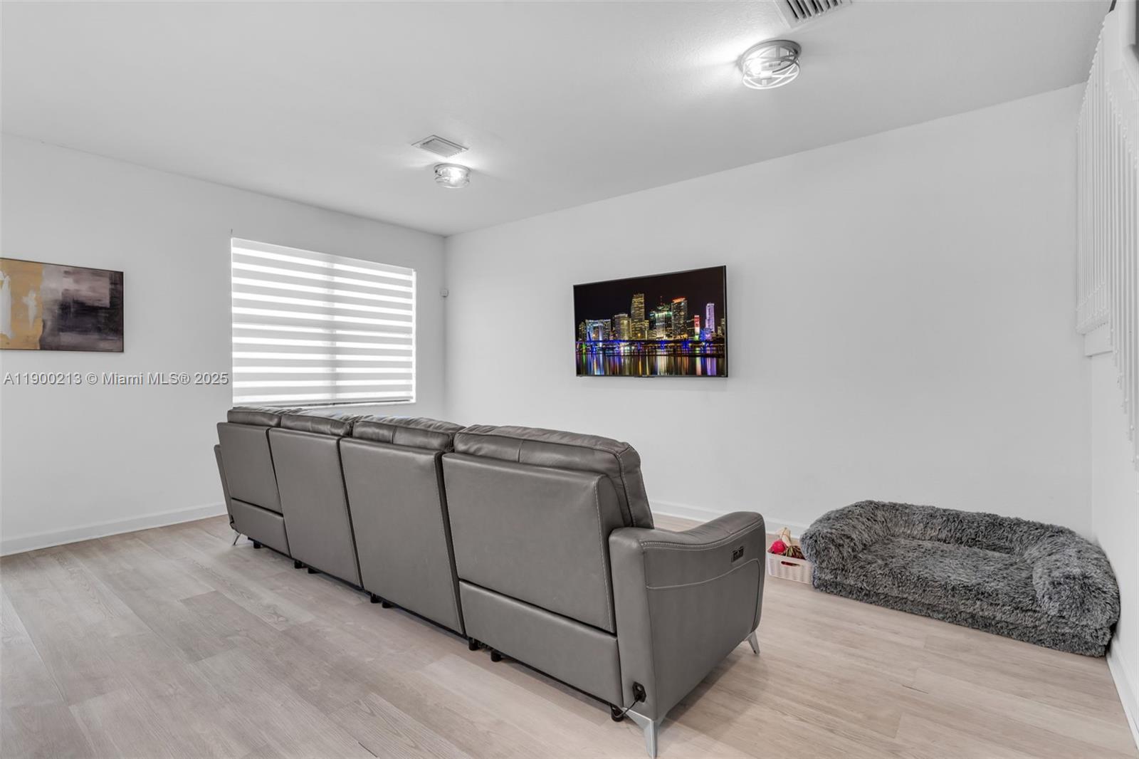 ENCLAVE SOUTH PHASE 2 - Residential