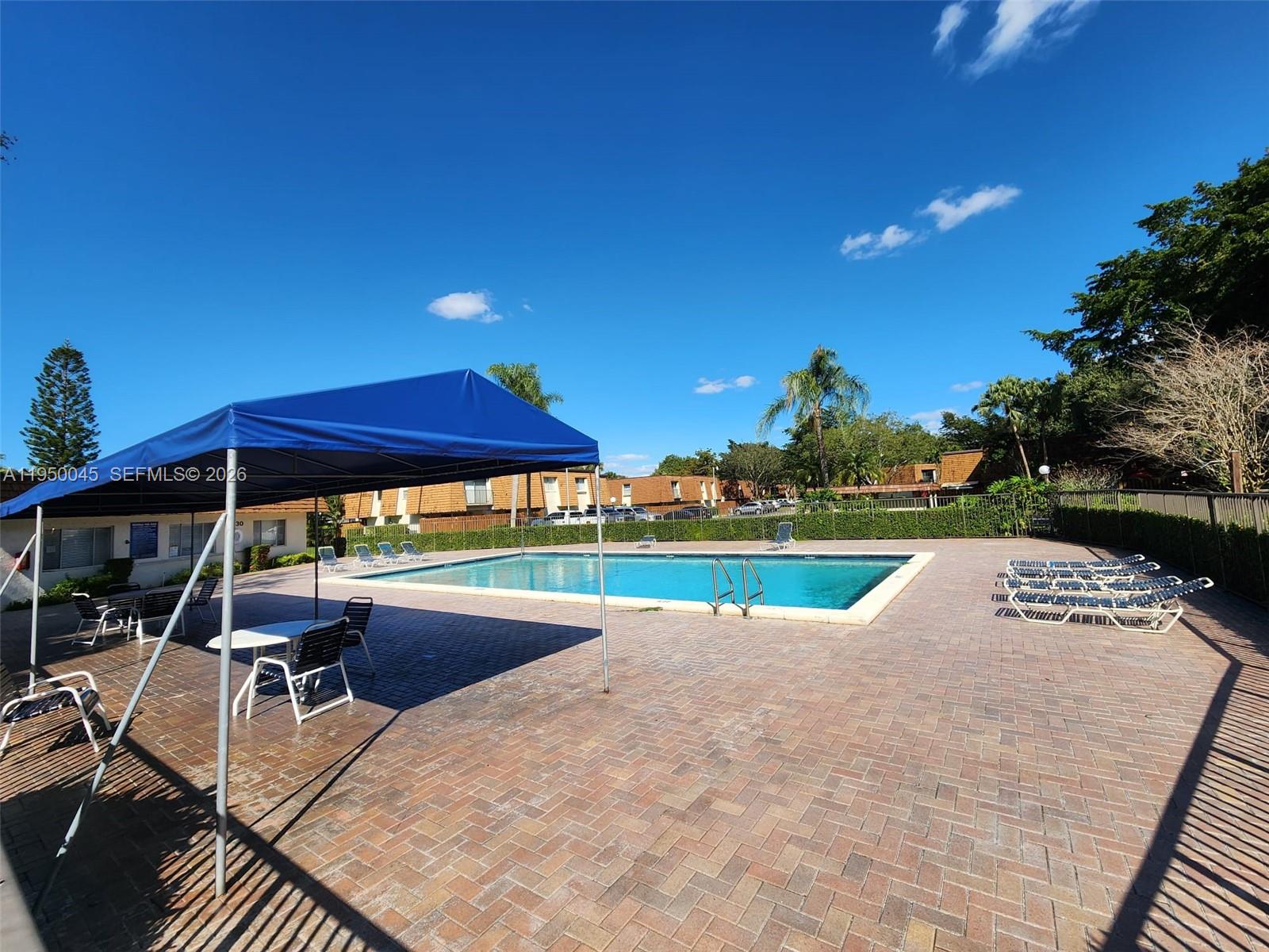 TRACT M-2 PLAT - Residential