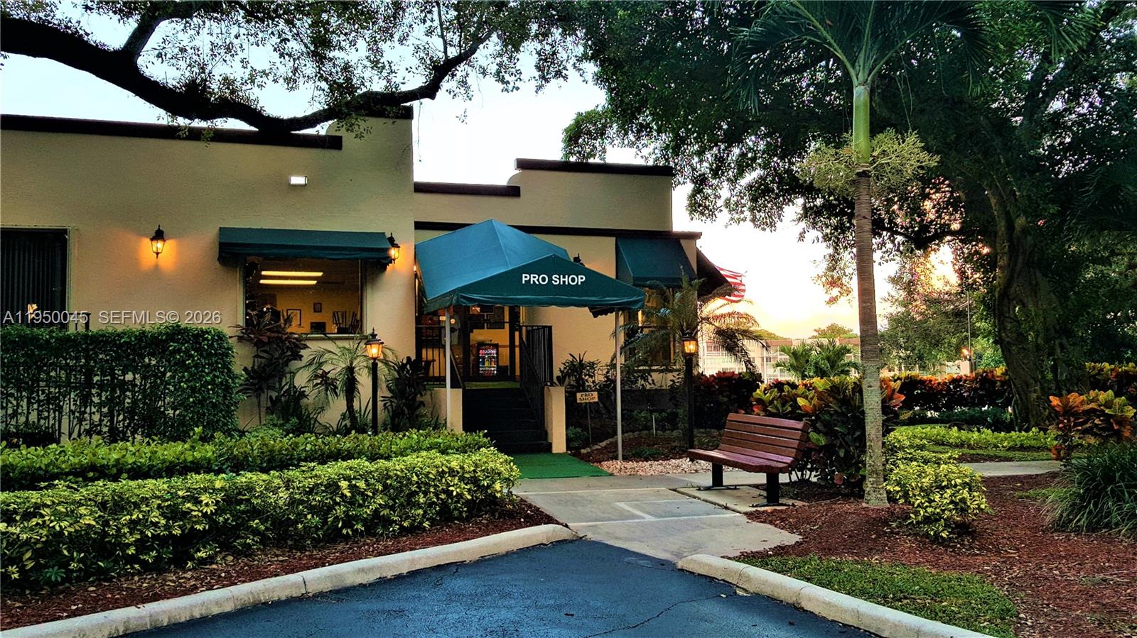 TRACT M-2 PLAT - Residential