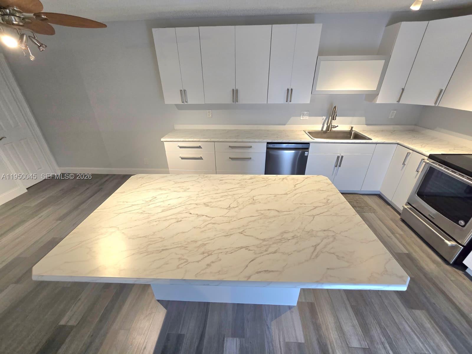 TRACT M-2 PLAT - Residential