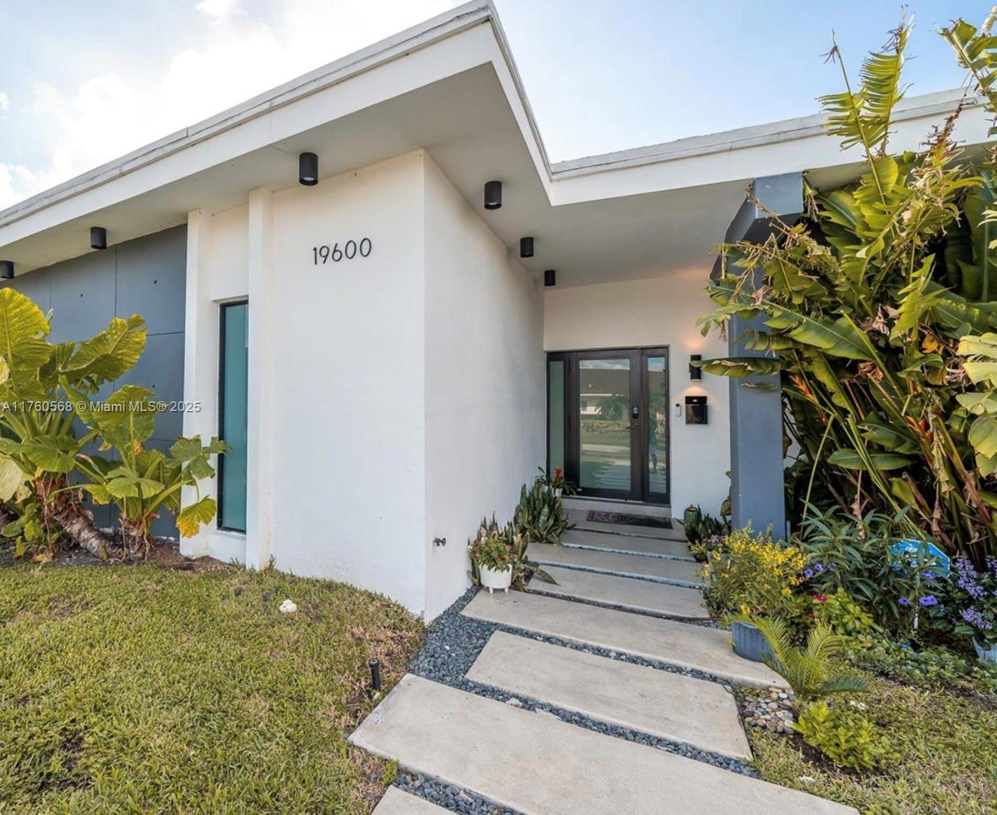 GREYKNOLL ESTATES - Residential