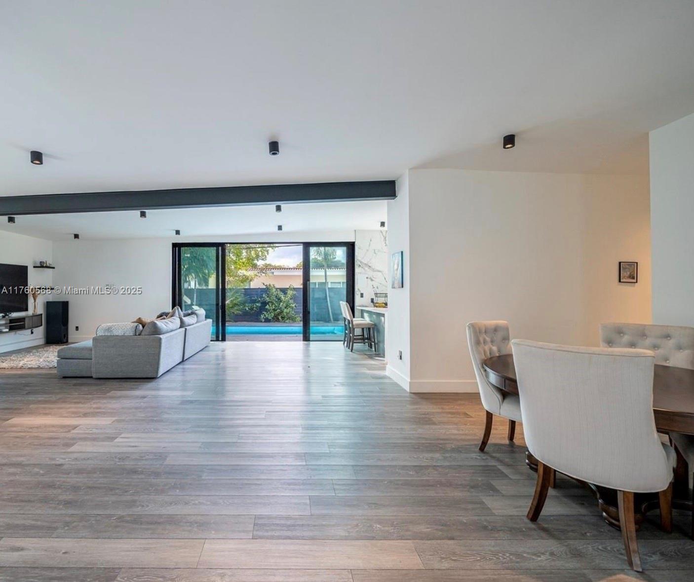 GREYKNOLL ESTATES - Residential