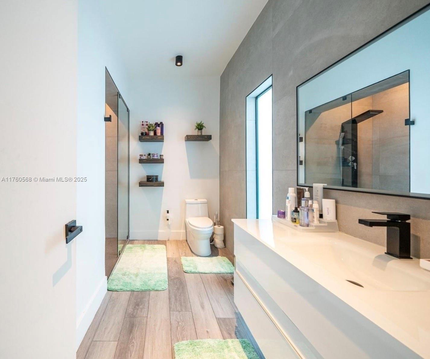 GREYKNOLL ESTATES - Residential