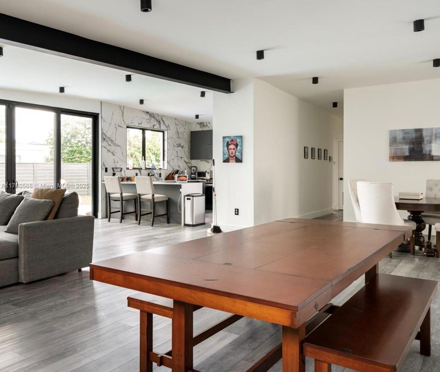 GREYKNOLL ESTATES - Residential