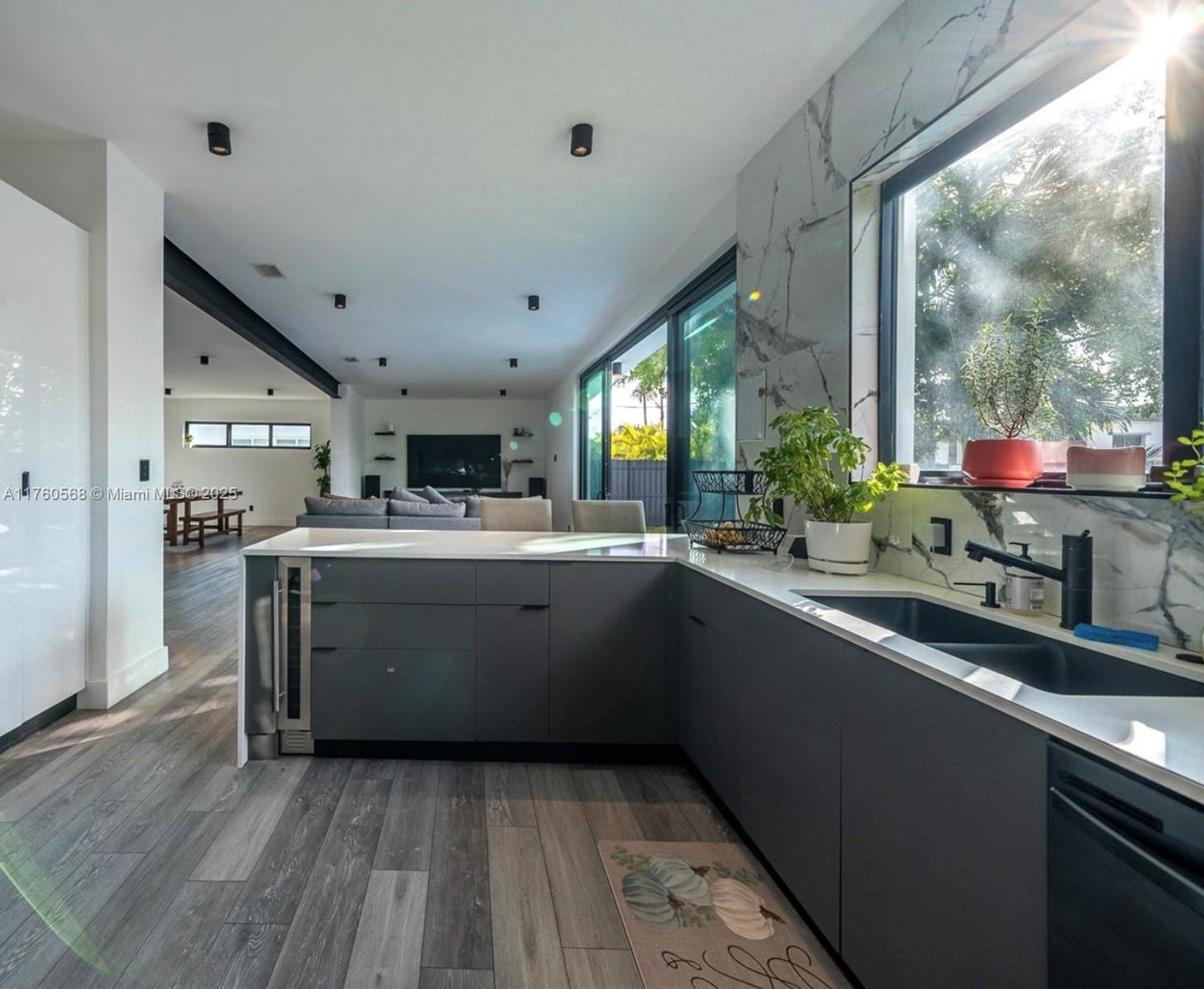 GREYKNOLL ESTATES - Residential