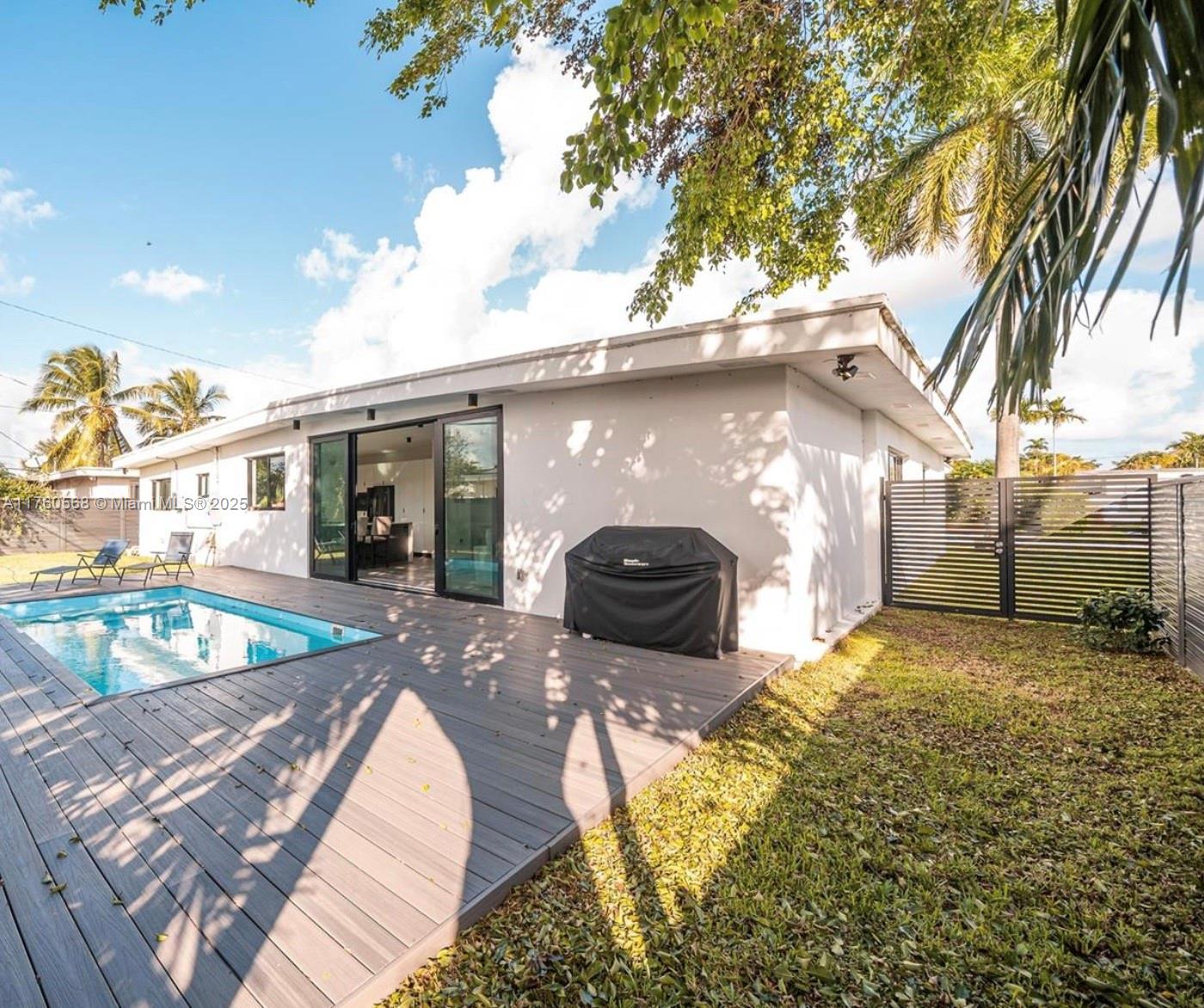 GREYKNOLL ESTATES - Residential