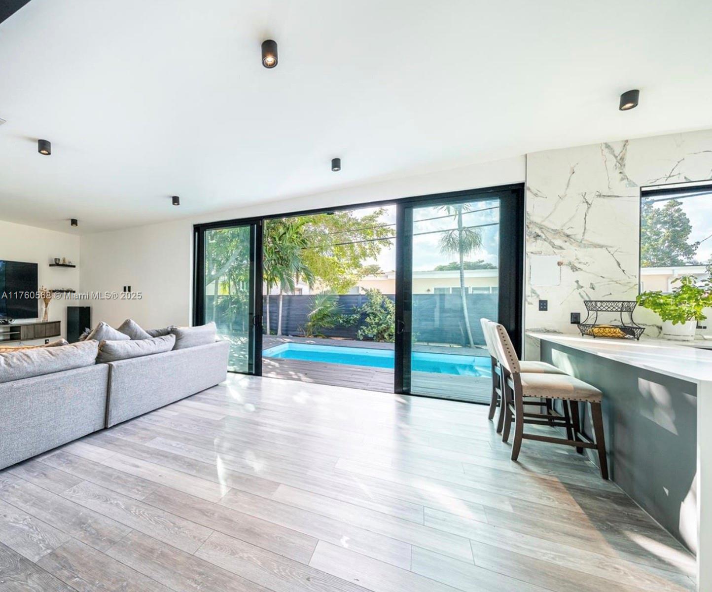 GREYKNOLL ESTATES - Residential