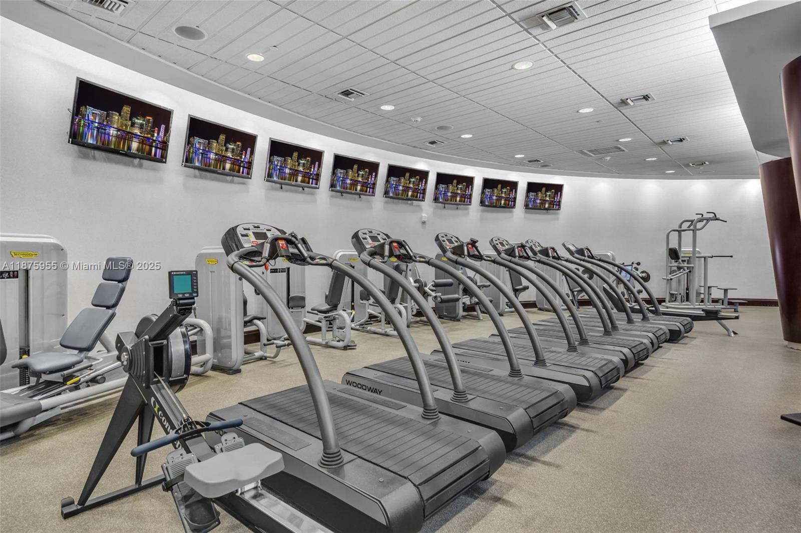 THE RESIDENCES AT THE BAT - Residential