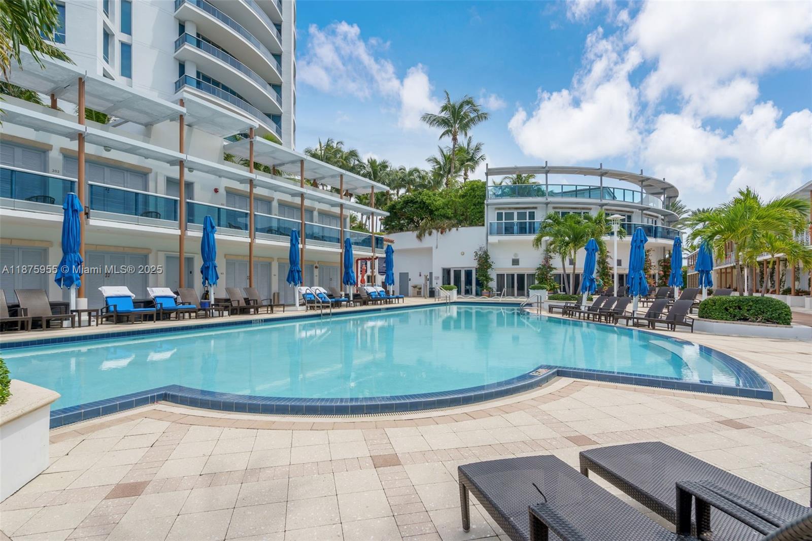 THE RESIDENCES AT THE BAT - Residential