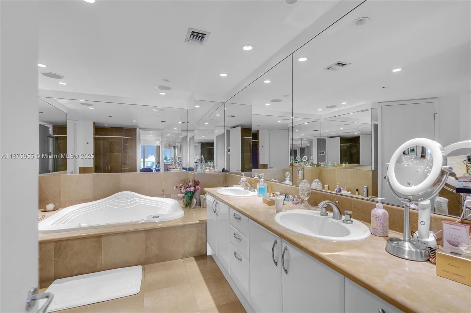 THE RESIDENCES AT THE BAT - Residential