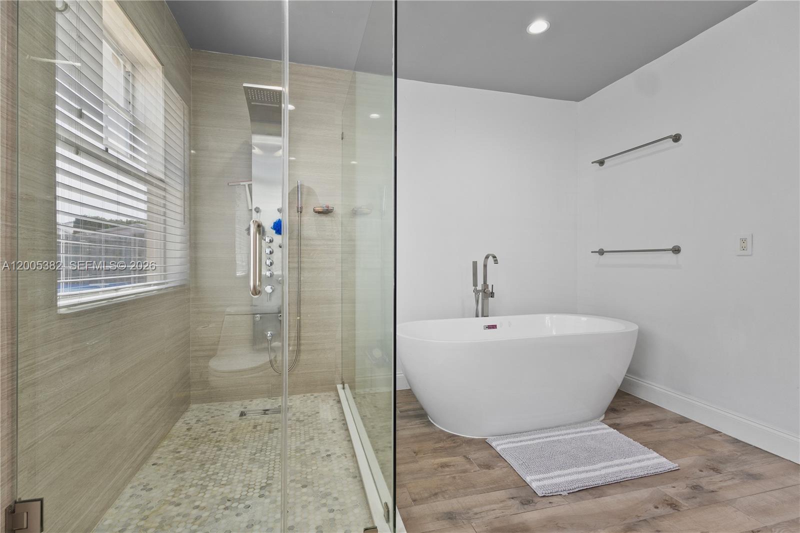 POINCIANA AT SUNSET LAKES - Residential Lease