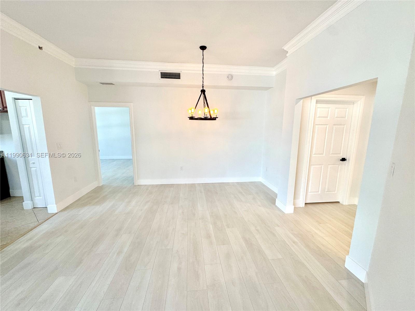 ALAQUA CONDO - Residential