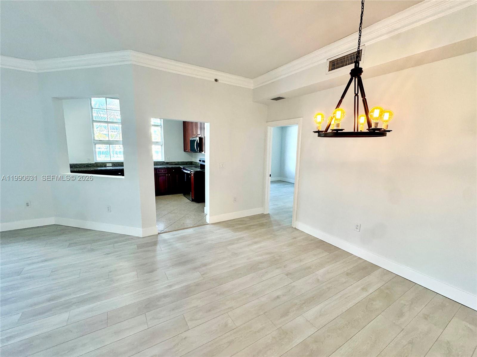 ALAQUA CONDO - Residential