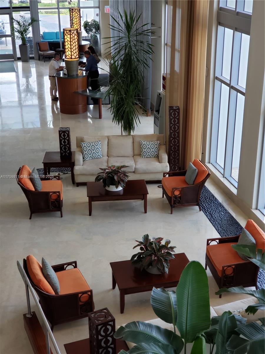 M RESORT RESIDENCES CONDO - Residential